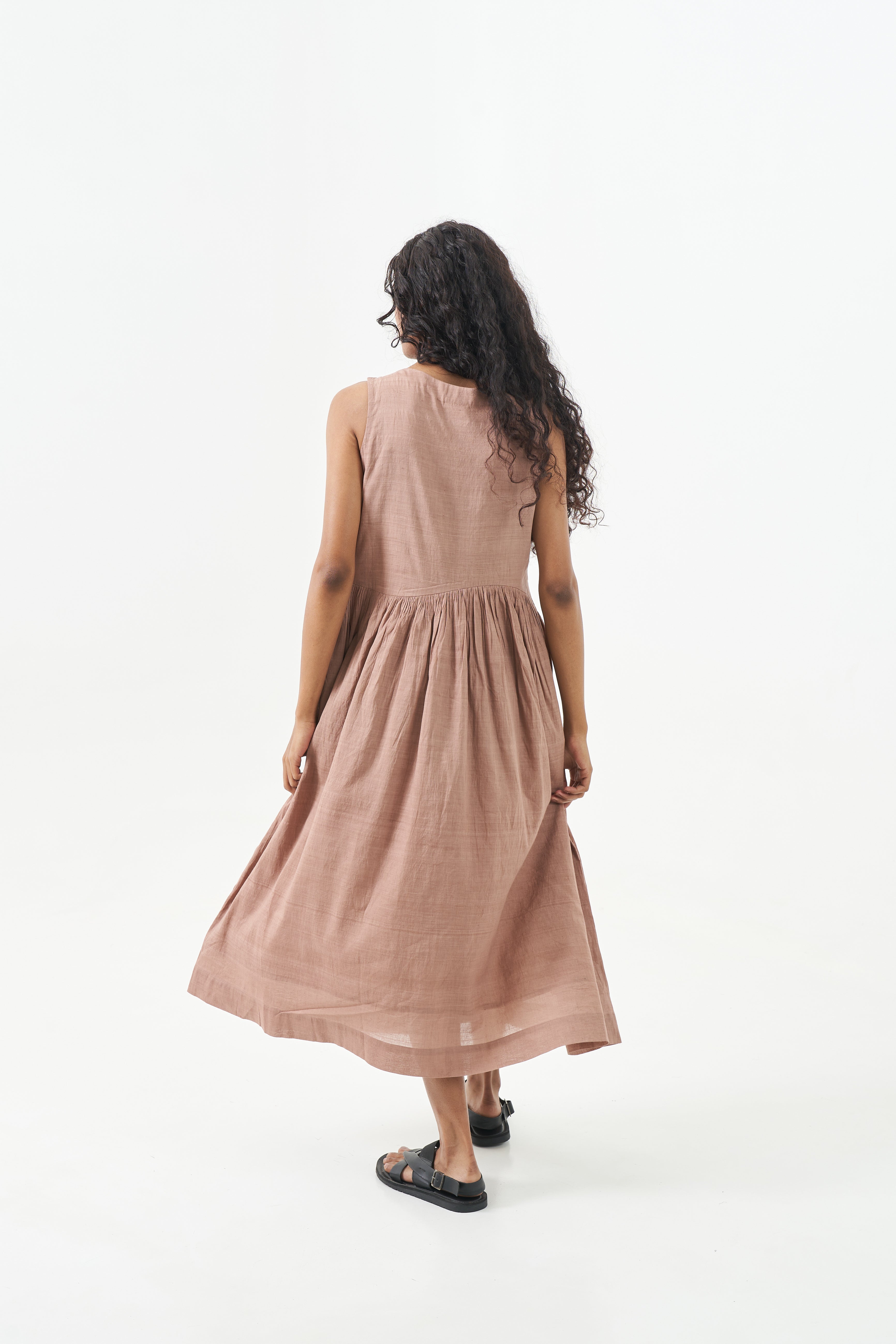 The Garnet Pink midi Dress