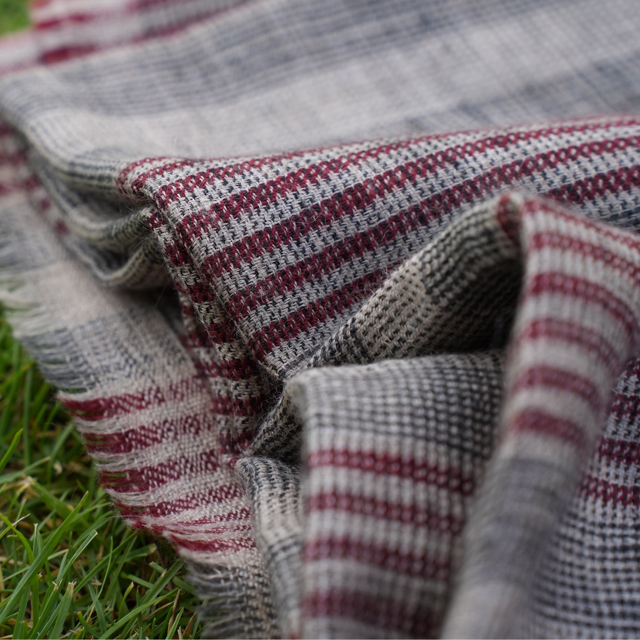 The Vineyard Weave Pashmina shawl