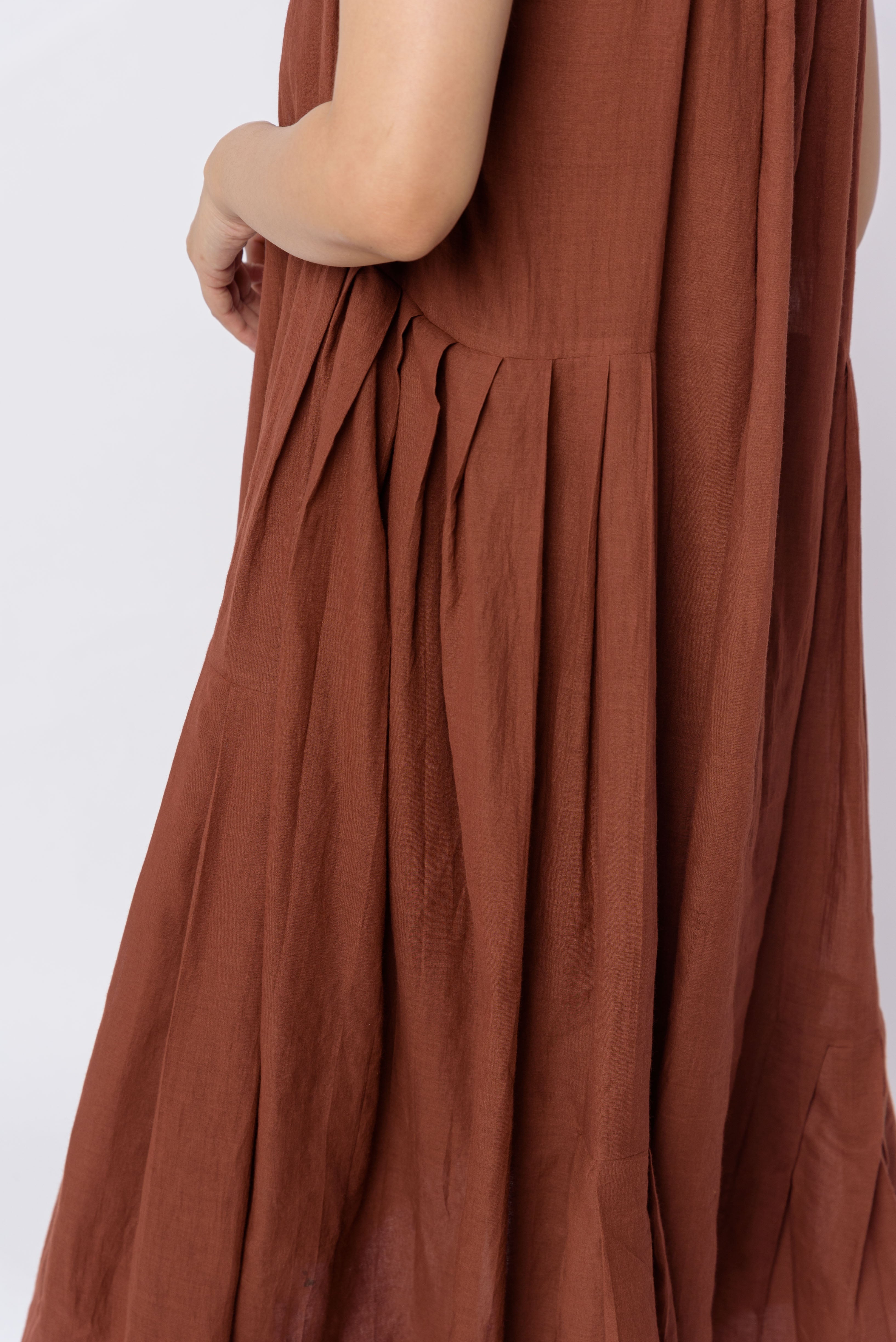 Toasted brown midi dress, sustainable shopping brands, sustainable women's clothing, 100 organic cotton clothing made in Los Angeles, affordable organic cotton clothing, organic cotton clothing, organic women's clothing, organic cotton sweatpants women's, organic cotton sweatshirt women's, minimalist women's fashion brands, bare minimum clothing