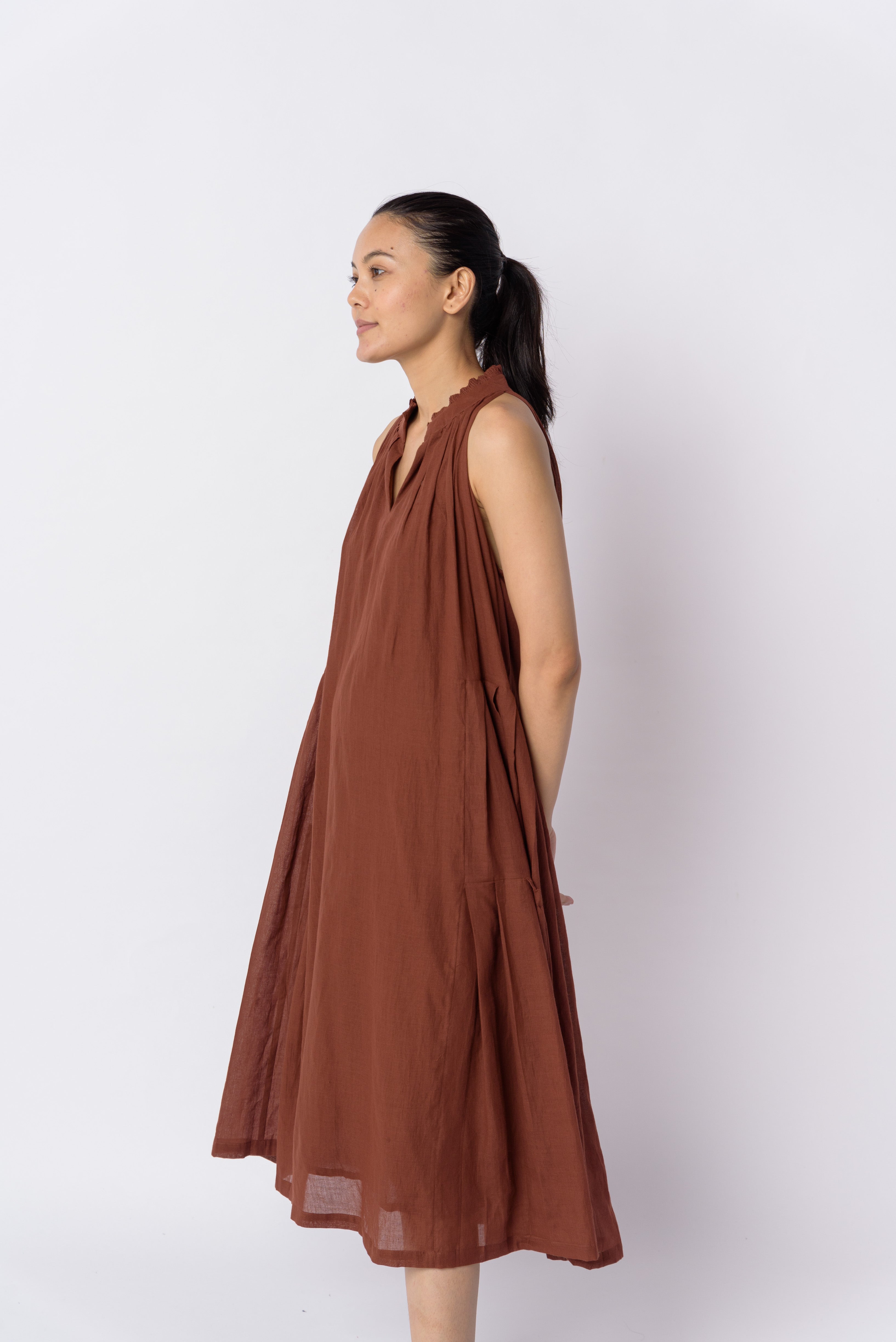 Toasted brown midi dress, sustainable shopping brands, sustainable women's clothing, 100 organic cotton clothing made in Los Angeles, affordable organic cotton clothing, organic cotton clothing, organic women's clothing, organic cotton sweatpants women's, organic cotton sweatshirt women's, minimalist women's fashion brands, bare minimum clothing