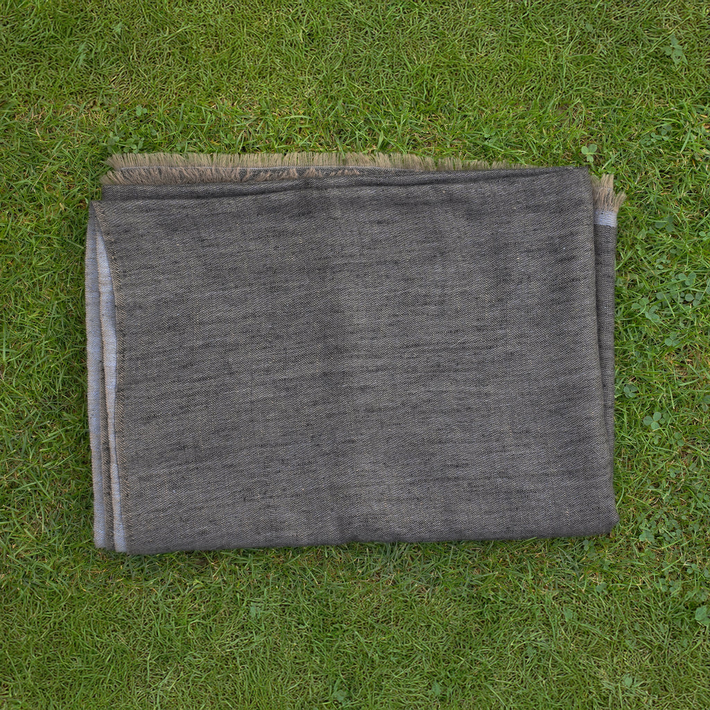 The reversible classic Pashmina Shawl