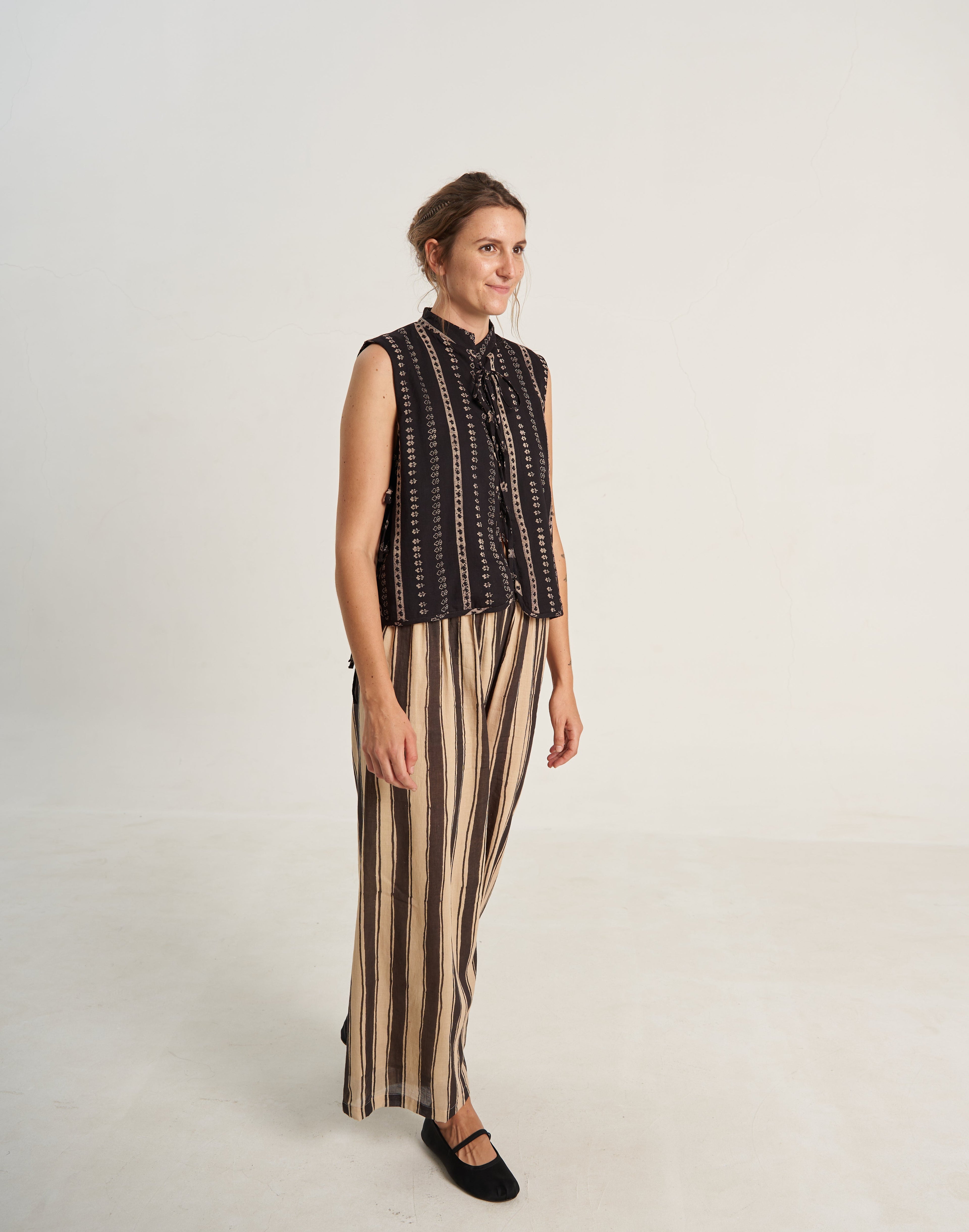 Straight Leg Fitting Zebra Stroll Summer Pant